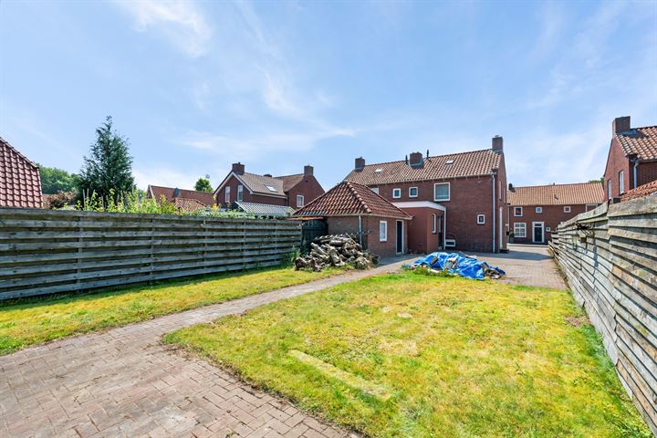 Bekijk foto 35 van De Wijerdstraat 11