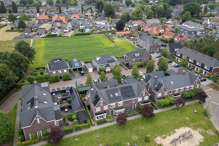 Bekijk foto 48 van Spoekeboompje 26