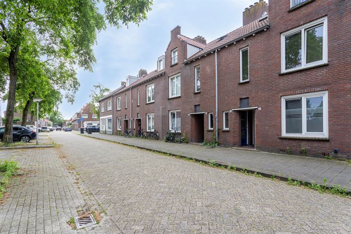 Bekijk foto 1 van Bilderdijkstraat 70