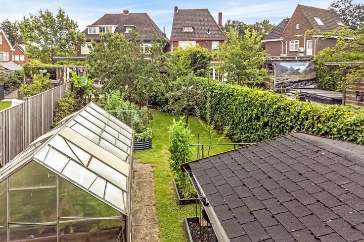 View photo 50 of Vonderstraat 2