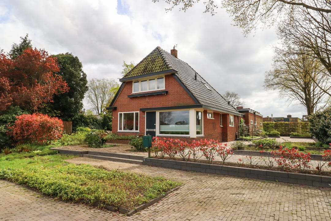 Photo 8 of Kommisjewei 49