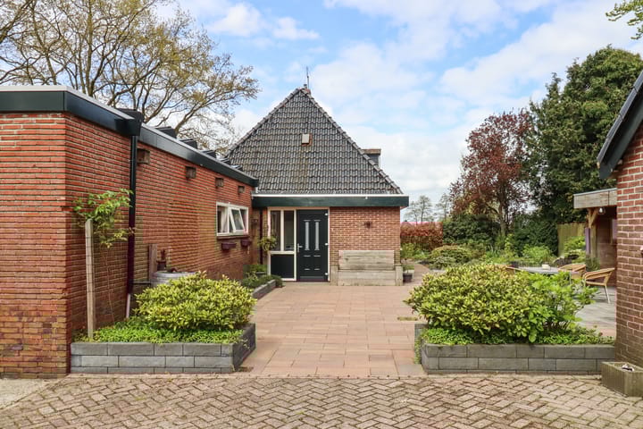 Foto 12 van Kommisjewei 49