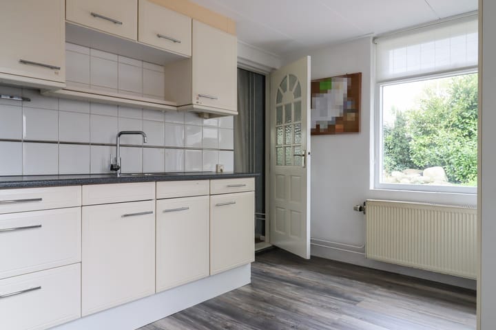 Foto 15 van Kommisjewei 49