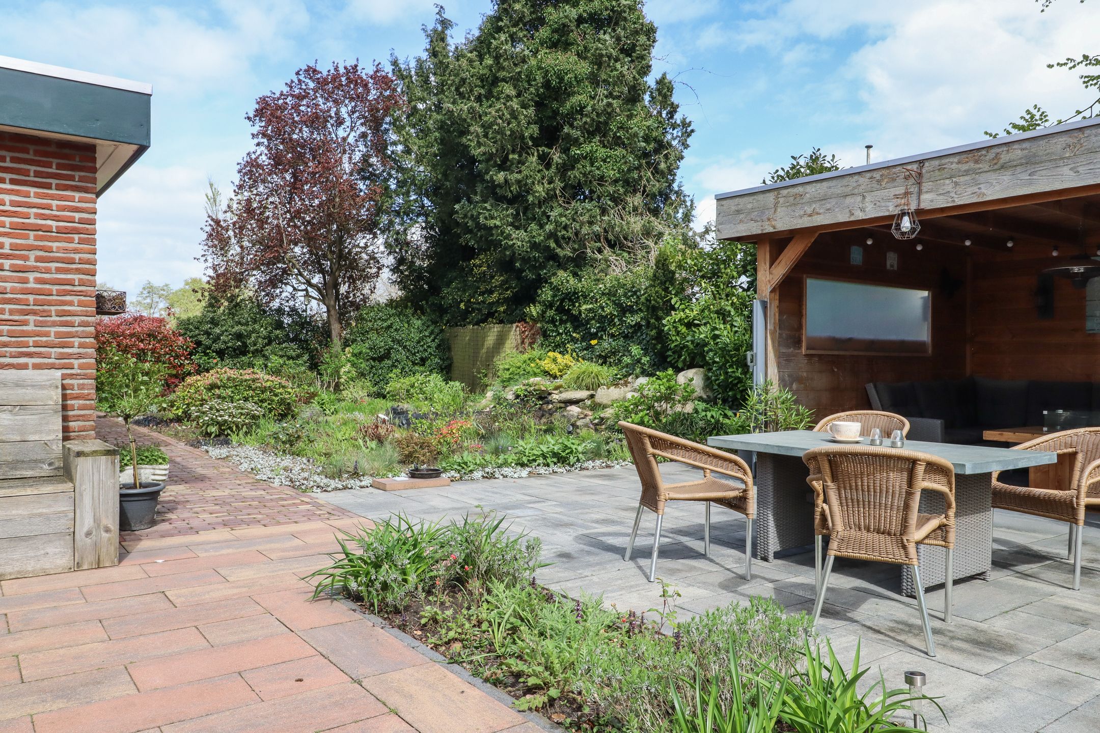 Photo 60 of Kommisjewei 49