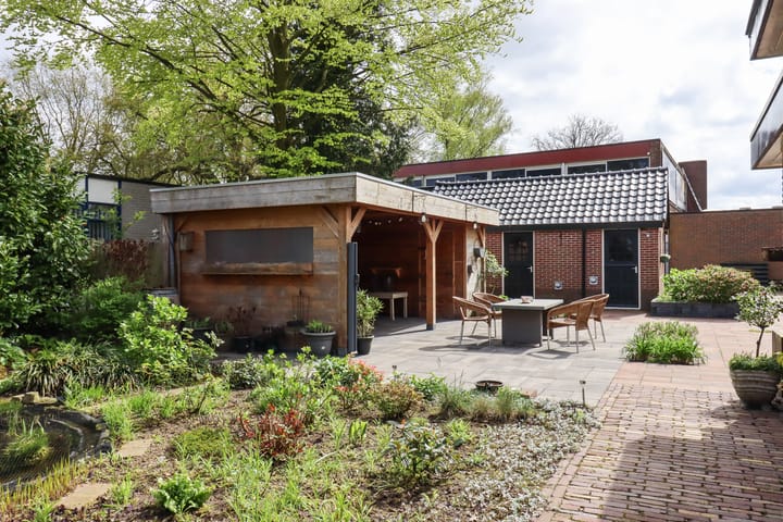 Foto 64 van Kommisjewei 49