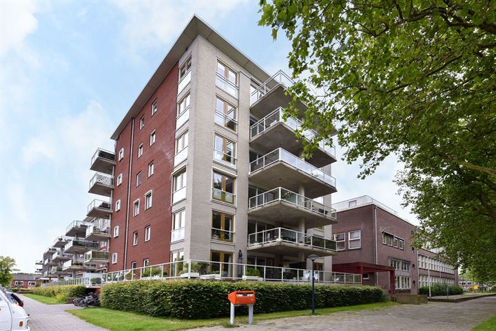 Bekijk foto 25 van Sint Laurentiusstraat 40