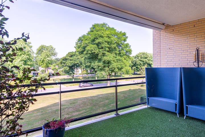 Foto 10 van Bernhardlaan 13