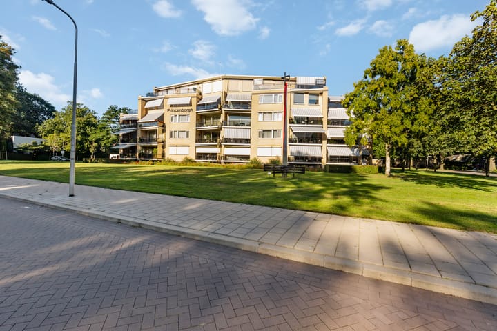 Foto 19 van Bernhardlaan 13