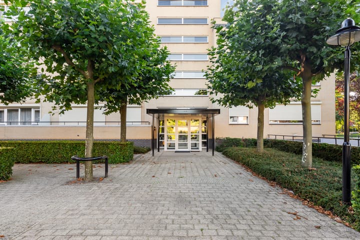 Foto 21 van Bernhardlaan 13