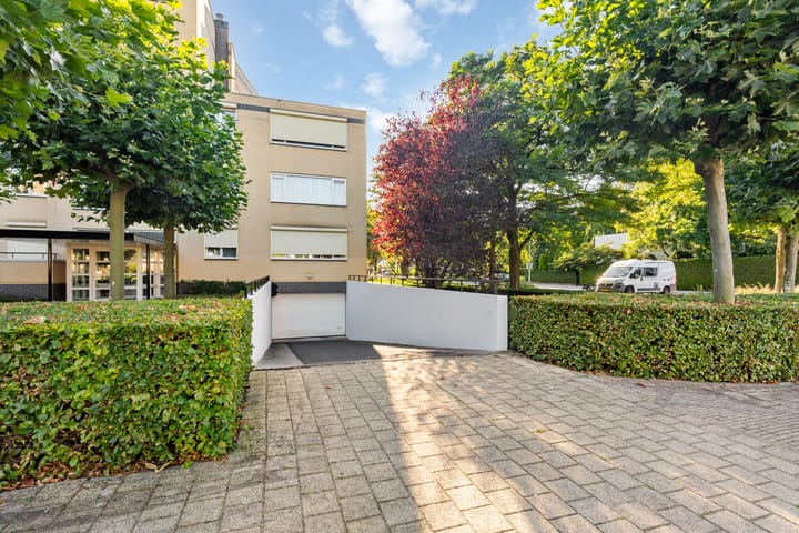 Foto 22 van Bernhardlaan 13