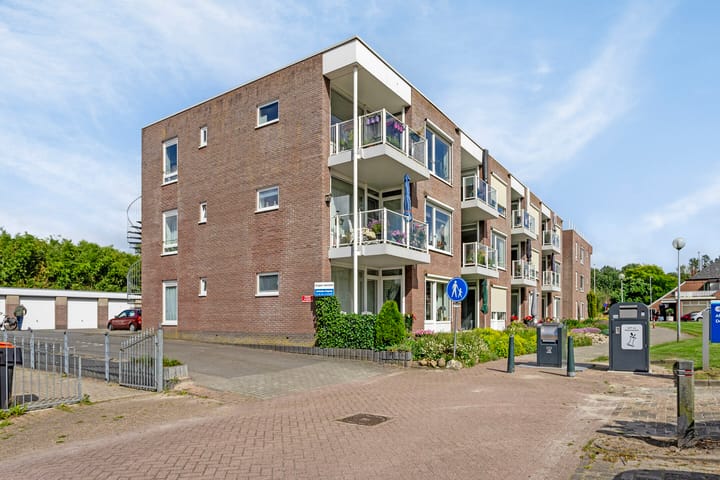 Foto 3 van Bouwteheerd 24