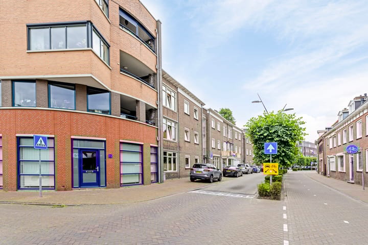 Photo 40 of Burgemeester Prinsensingel 77