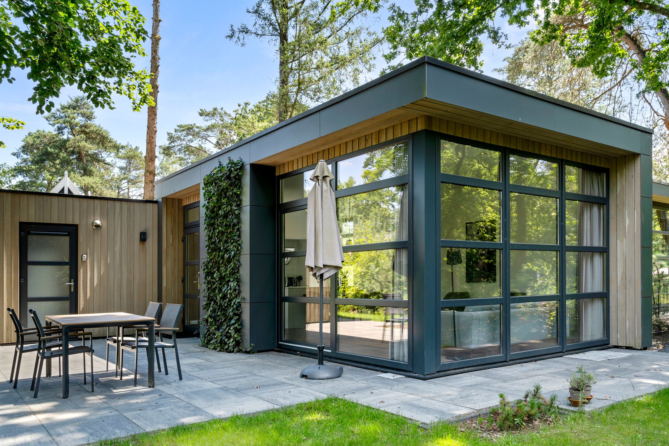 Foto 21 van Vijverlaan 1-PB44