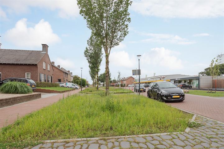 Bekijk foto 32 van Brugstraat 18