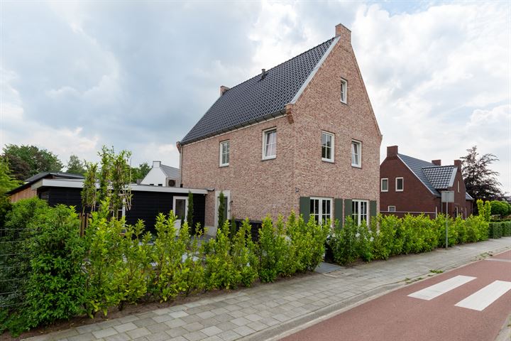 View photo 1 of Hoofdstraat 132-A