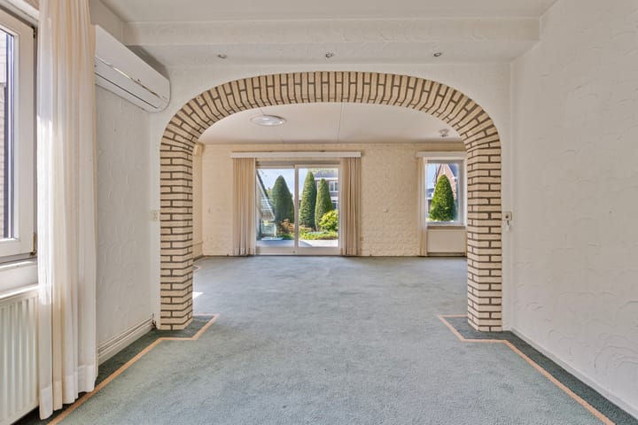 Photo 14 of Eikenlaan 6