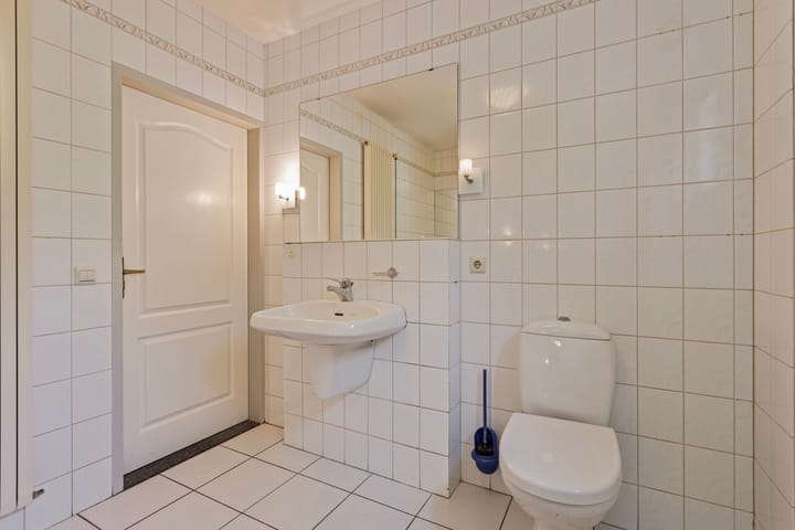 Photo 21 of Eikenlaan 6