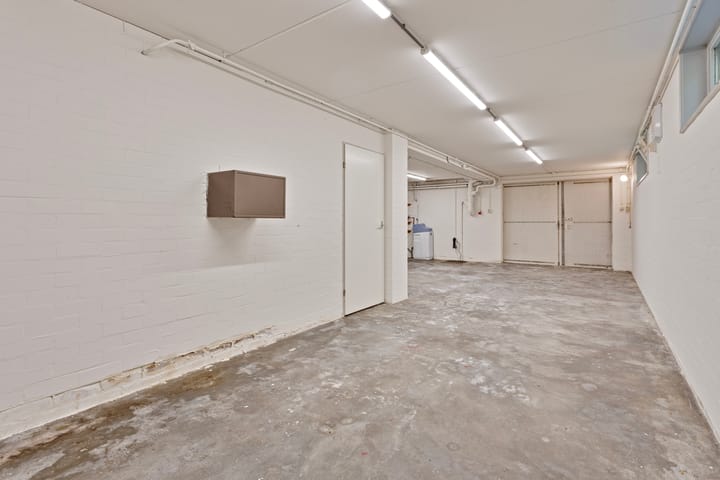 Photo 33 of Eikenlaan 6