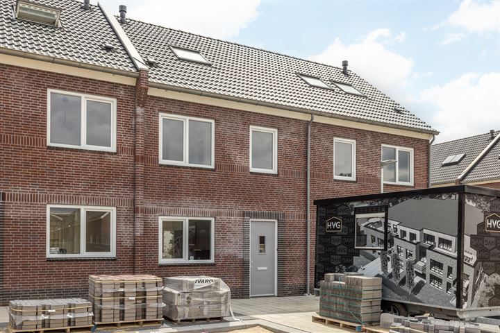 Bekijk foto 1 van Maria Sträterstraat 51