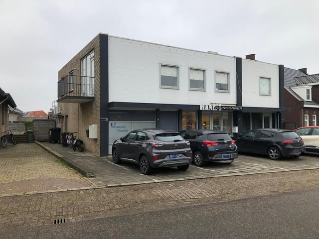 Dorpstraat 19