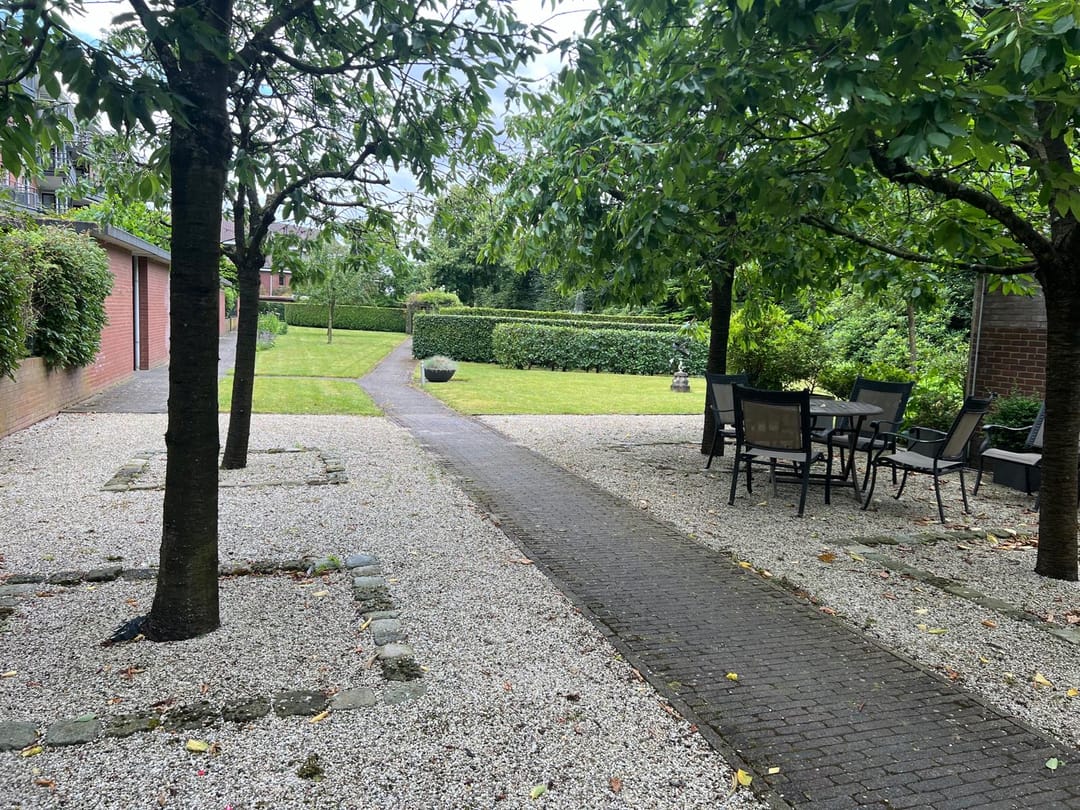 Foto 26 van Van Esveldstraat 13-A