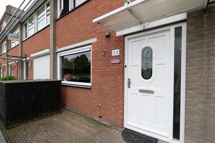 View photo 2 of A. Noordewier-Reddingiuslaan 13