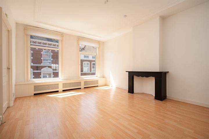 View photo 5 of Anna Paulownastraat 81-A