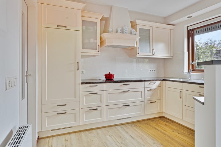 Foto 9 van Abeelstraat 133