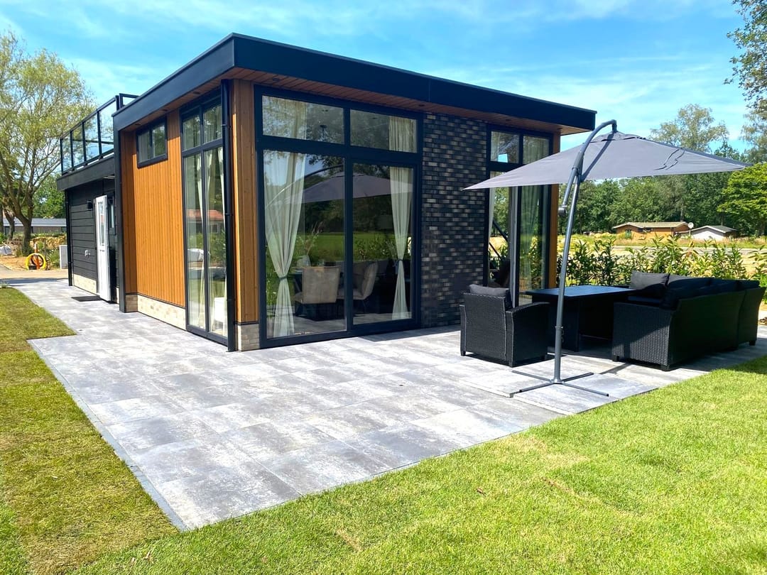 Foto 1 van Vredenseweg 184