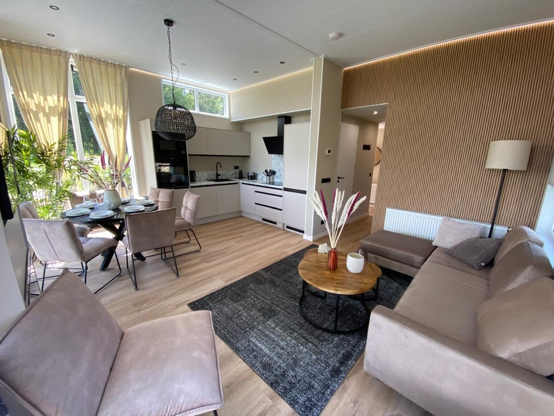 Foto 7 van Vredenseweg 184