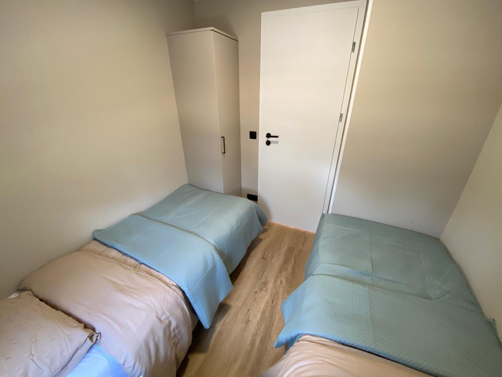 Foto 15 van Vredenseweg 184