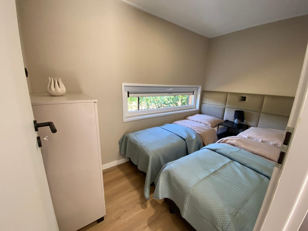 Foto 16 van Vredenseweg 184