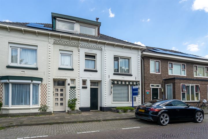 Bekijk foto 1 van Veldkampstraat 28