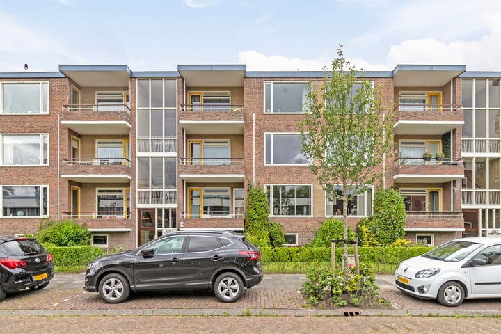 Bekijk foto 3 van Huygensstraat 121