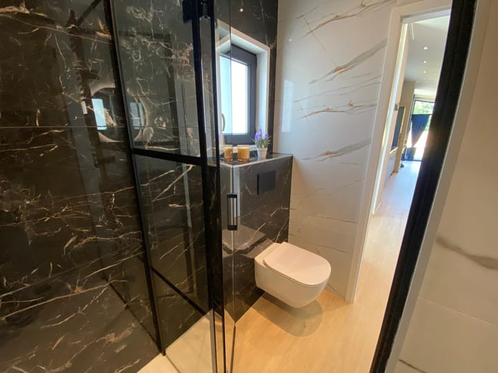 Foto 20 van Vredenseweg 186