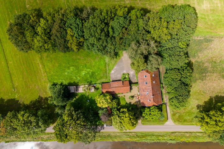 Photo 5 of De Brandt 4