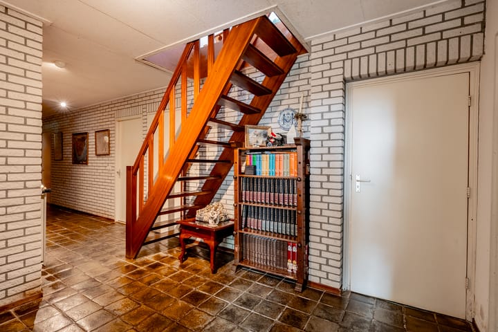 Photo 21 of De Brandt 4