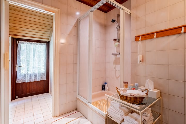 Photo 32 of De Brandt 4