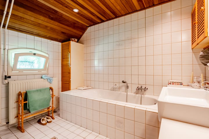 Photo 38 of De Brandt 4