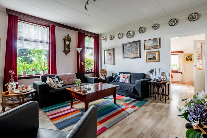 Photo 28 of De Brandt 4