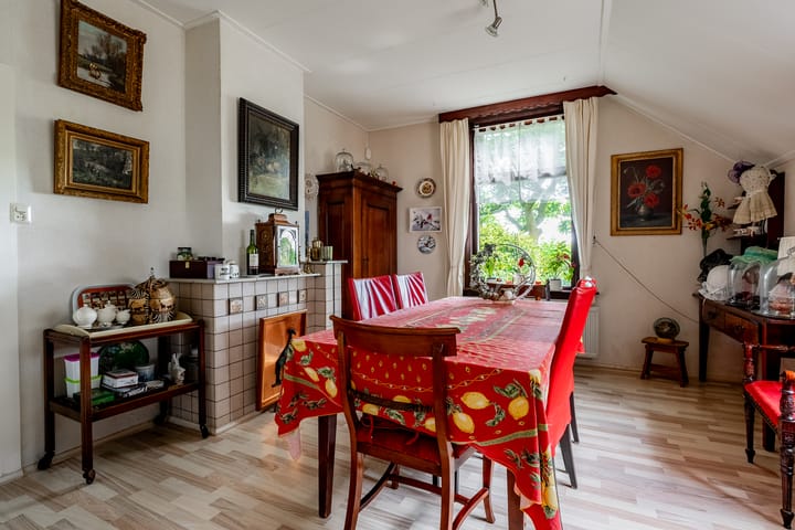 Photo 30 of De Brandt 4