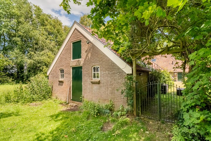 Photo 59 of De Brandt 4