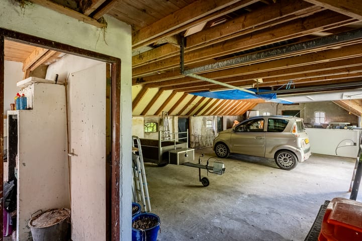 Photo 63 of De Brandt 4