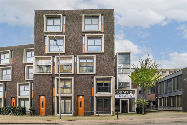 Bekijk foto 3 van Naarderstraat 29-E