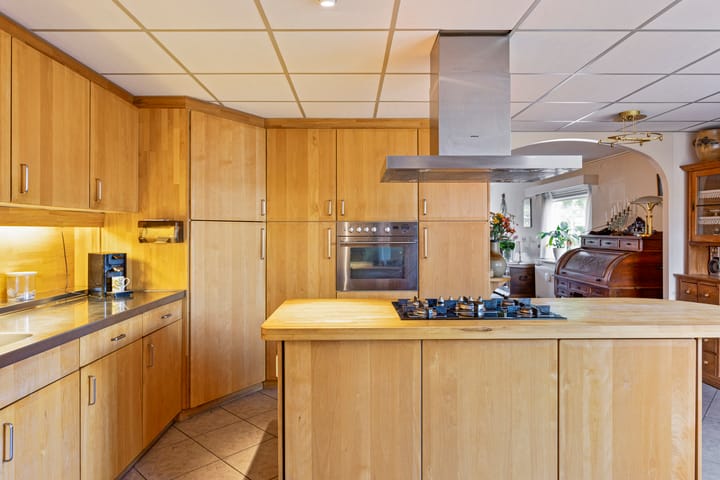 Foto 11 van Irisstraat 53