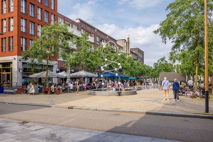 Bekijk foto 30 van Londenstraat 132