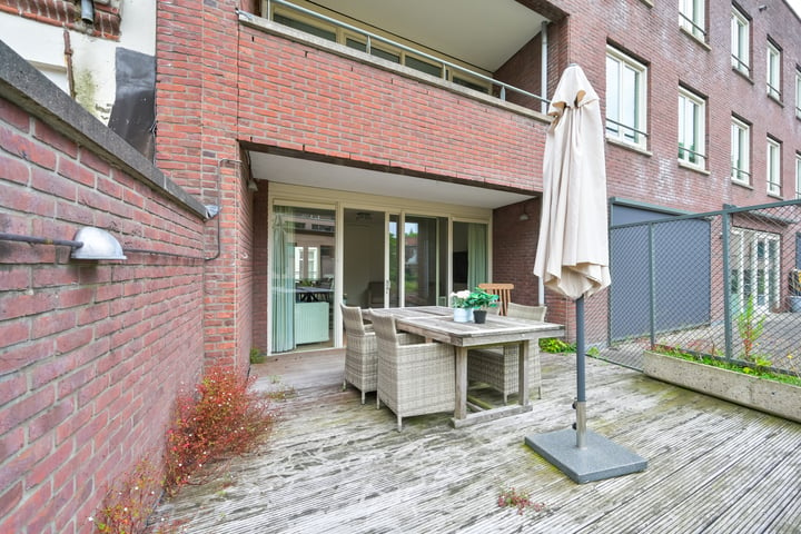 Bekijk foto 4 van Voorstraat 63-B