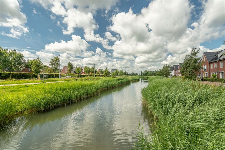 Bekijk foto 42 van Laan van de Bevrijding 47