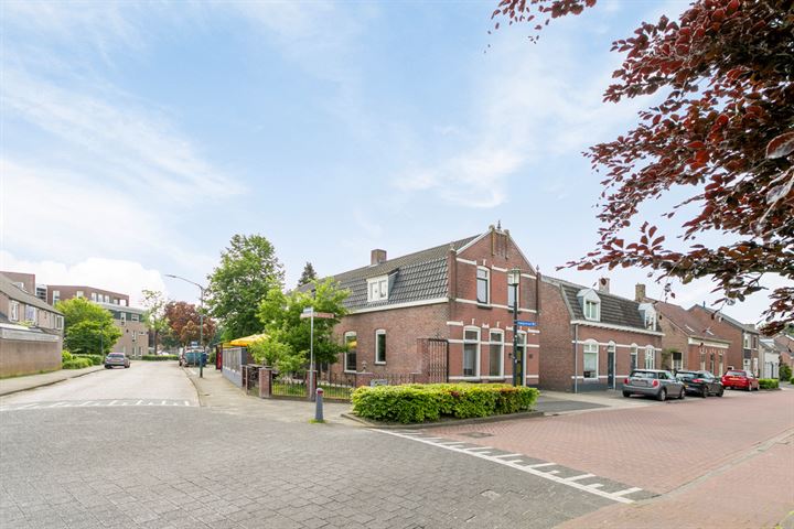 Bekijk foto 3 van Ridderstraat 1