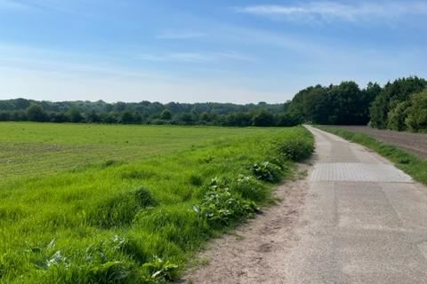 Bekijk foto 2 van Grond nabij Lage Laarderweg